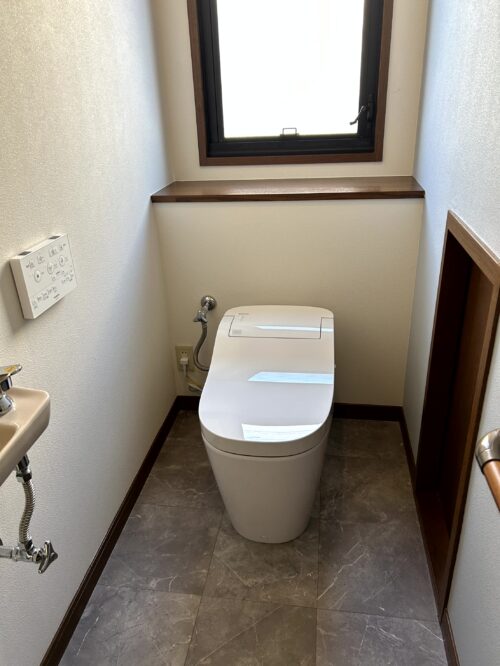 1階 トイレ 1階 トイレ